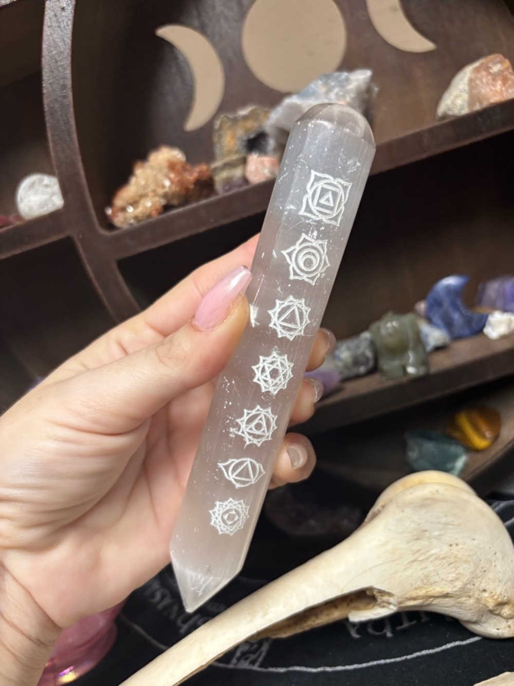 Crystal shelf bundle - Picture 11 of 12